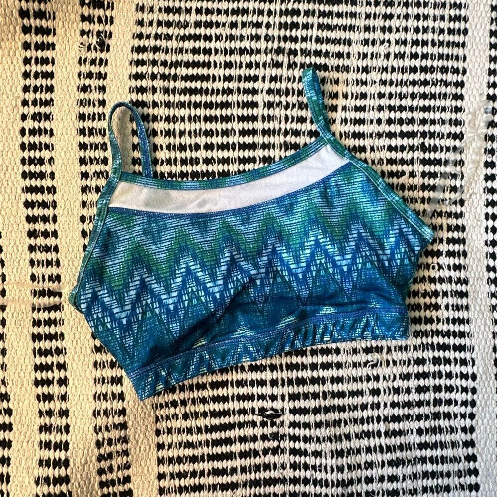 Kyodan size Small  Blue sports bra